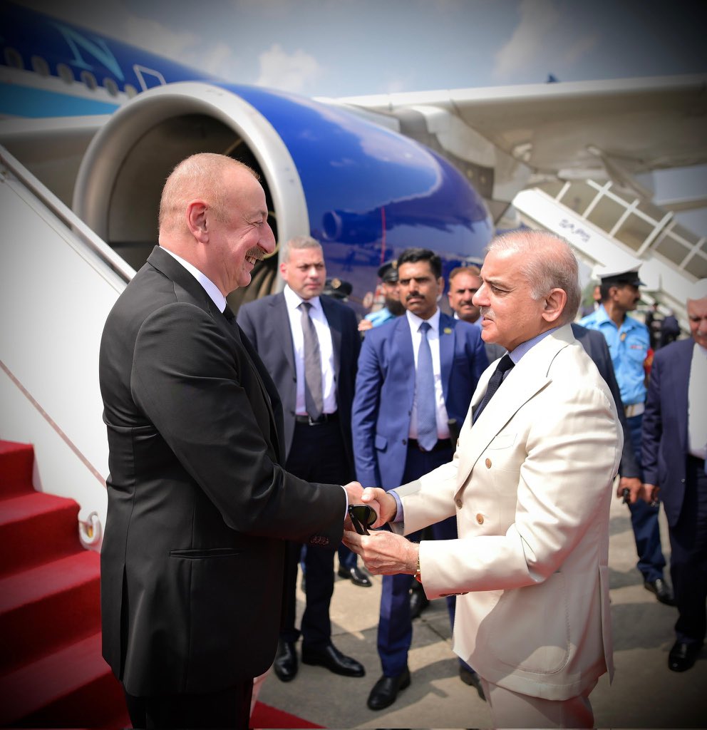 Azerbaijan’s President H.E Ilham Aliyev arrives in Pakistan
