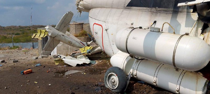 Beelden van de crashlocatie van de Mi-8-helikopter in Pakistan, 6 van de 14 inzittenden gedood, naar verluidt zouden er Russische piloten zijn, Pakistan bevestigt de dood van 2 Russische burgers