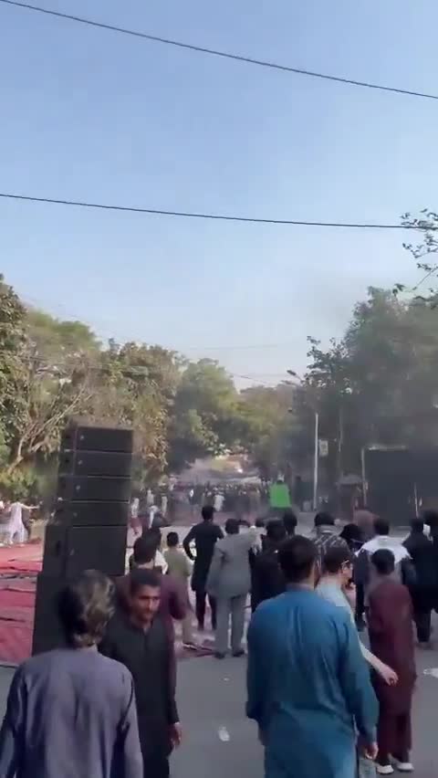 The US consulate in Lahore, Pakistan is now under attack by protesters